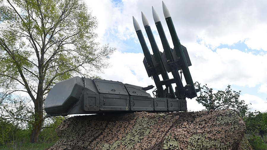 Силы ПВО за ночь сбили 36 украинских БПЛА над территорией России
Силы ПВО за ночь сбили 36 украинских БПЛА над территорией России