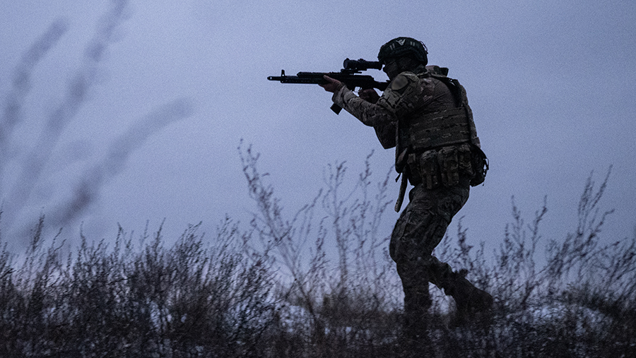 ВС РФ обманули БПЛА «Баба-яга» и ликвидировали боевиков ВСУ
ВС РФ обманули БПЛА «Баба-яга» и ликвидировали боевиков ВСУ