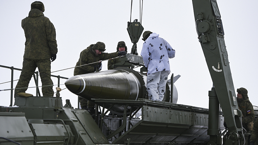 
                    ВС РФ нанесли&nbsp;удар&nbsp;по объектам топливно-энергетического комплекса Украины

        