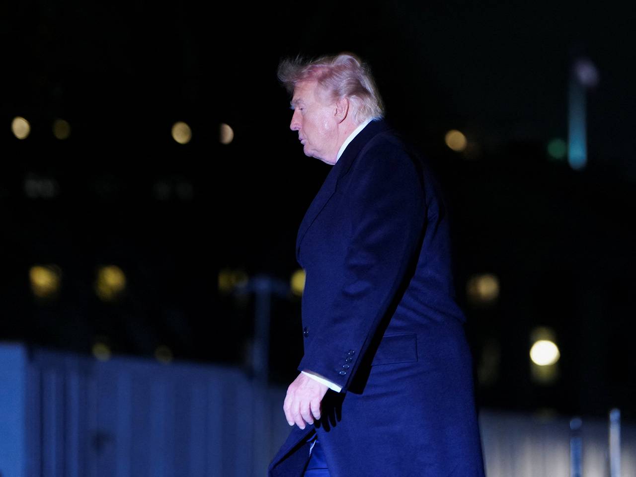 Призыв Трампа к миру объяснили и назвали проявлением слабости