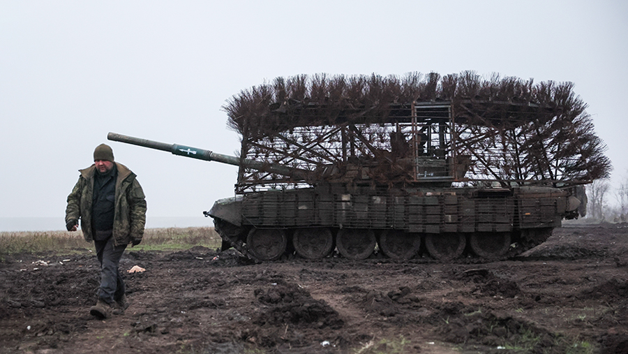 
                    NI назвал российский танк T-72 лучшим в мире

        