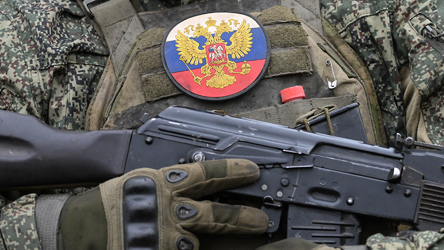 
                    Ветеран СВО рассказал о подвиге командира ВС РФ Фокса при эвакуации раненого

        