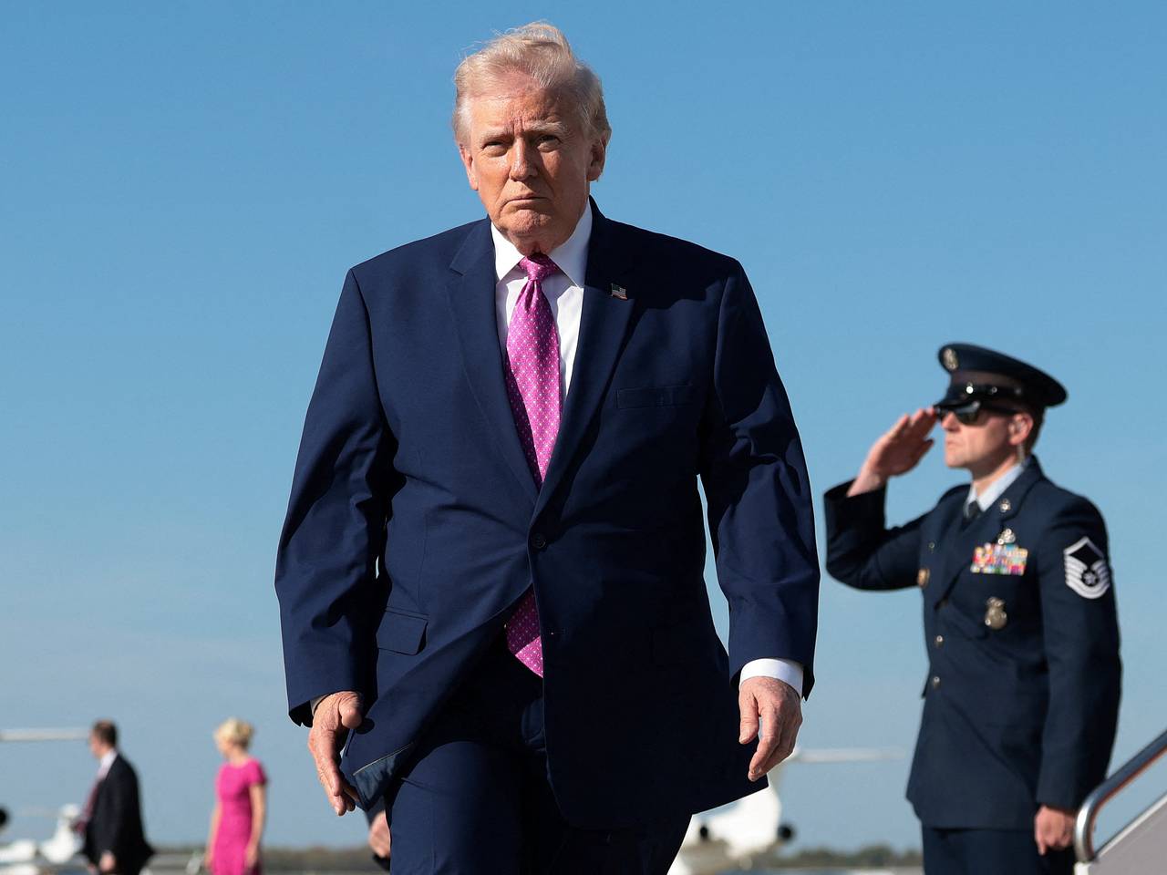Трамп назвал условия открытия Ормузского пролива