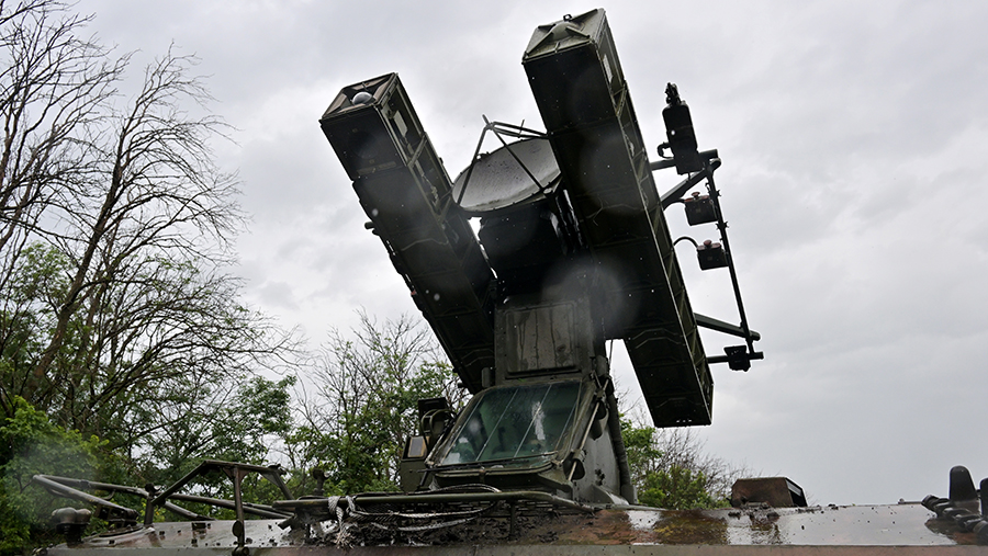 
                    Силы ПВО за ночь сбили 112 украинских БПЛА над территорией России

        