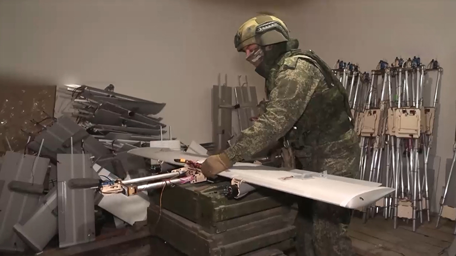 
                    Расчеты БПЛА &laquo;Молния-2&raquo; уничтожили пункты управления и живую силу ВСУ в зоне СВО

        