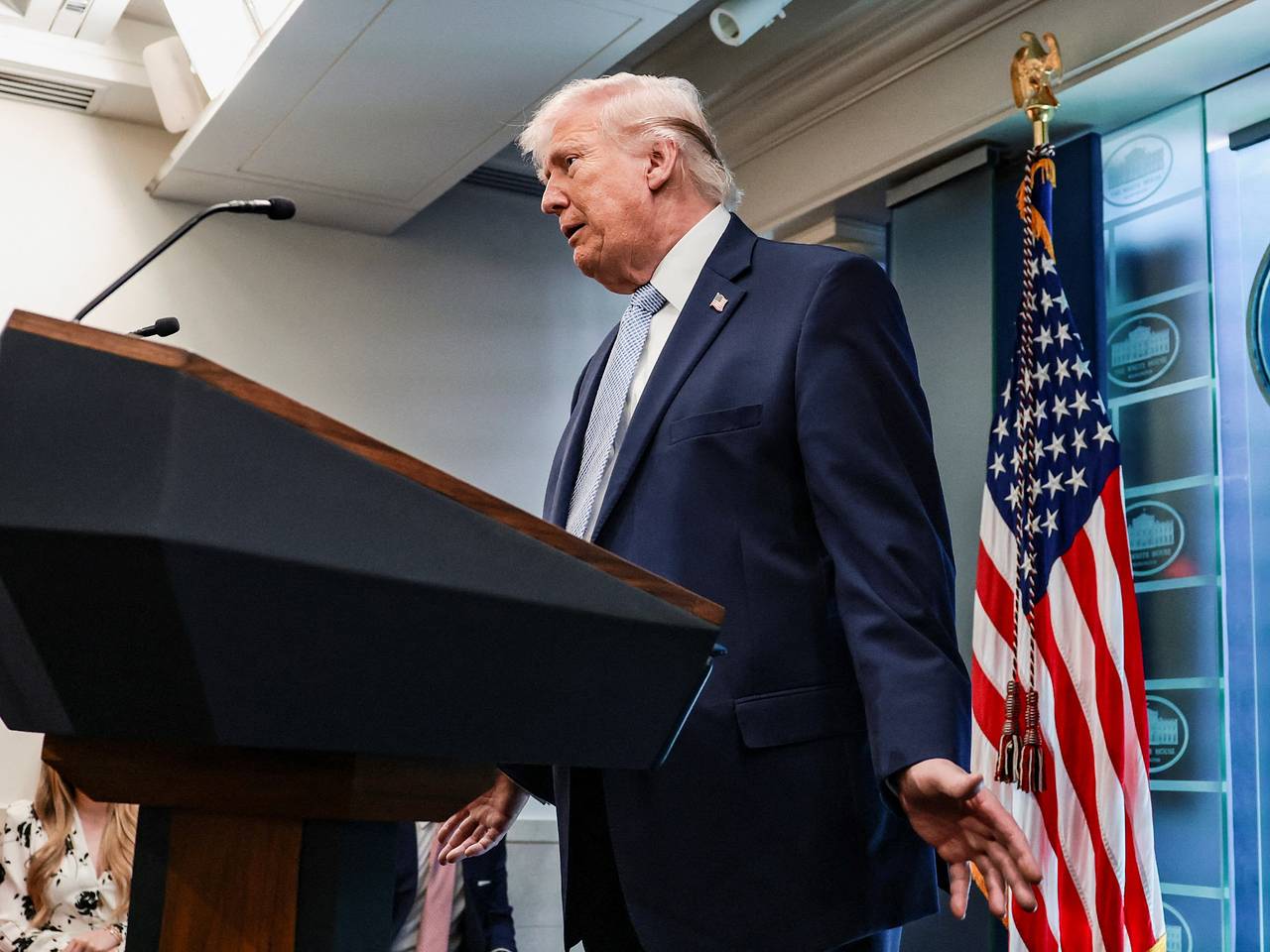 Ситуация с США и Ираном потрясла Запад после заявлений Трампа