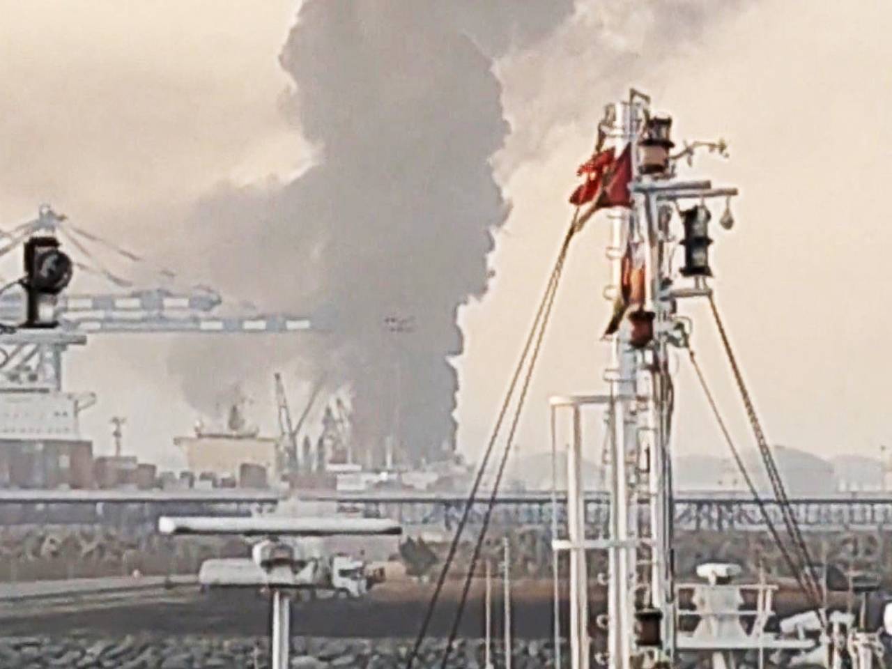 ОАЭ загнали в порочный круг