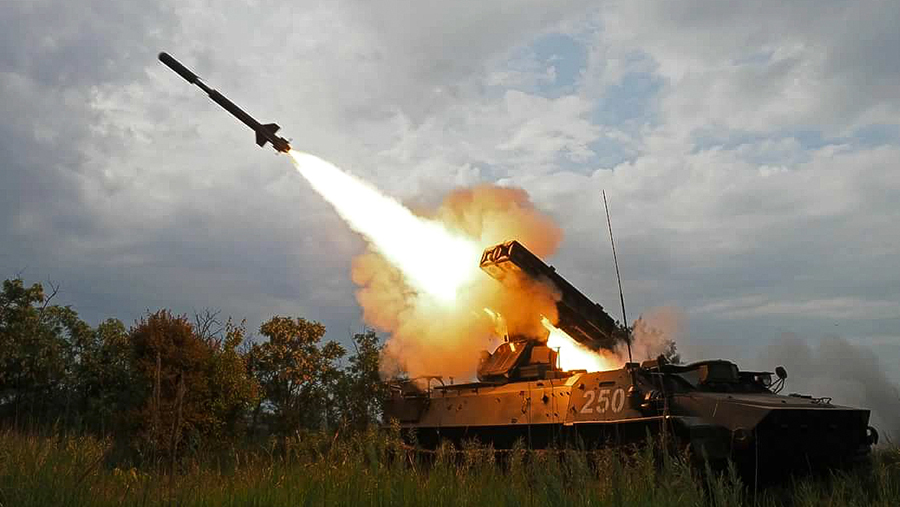 
                    Силы ПВО за пять часов сбили 42 дрона ВСУ над регионами России

        