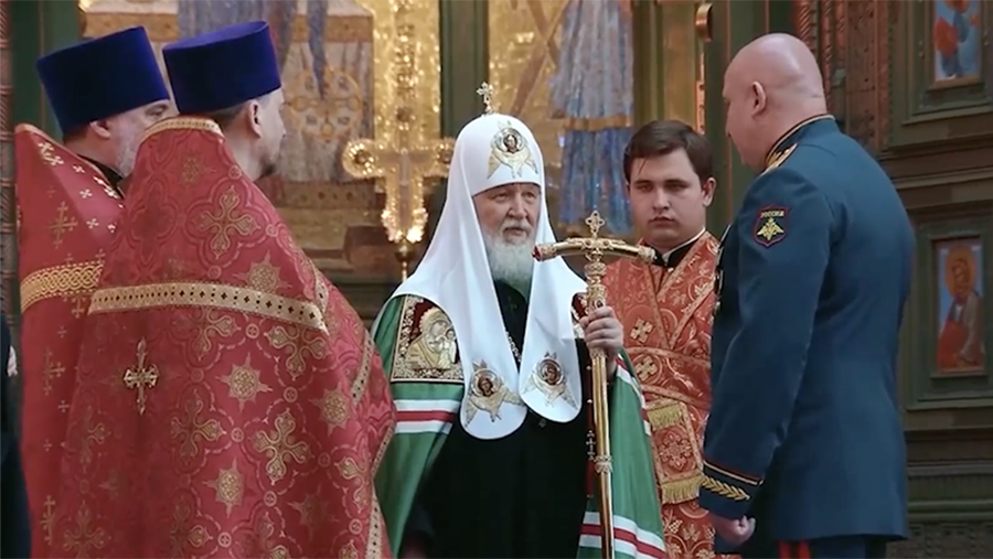 
                    Патриарх Кирилл передал икону Луганской Божией Матери бойцам СВО

        