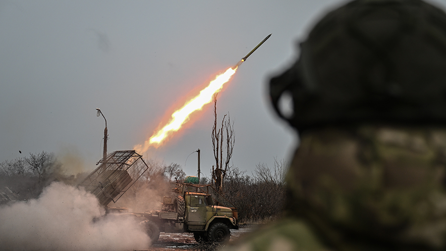 
                    ВС РФ нанесли удары по предприятию ВПК, военным аэродромам и портам Украины

        
