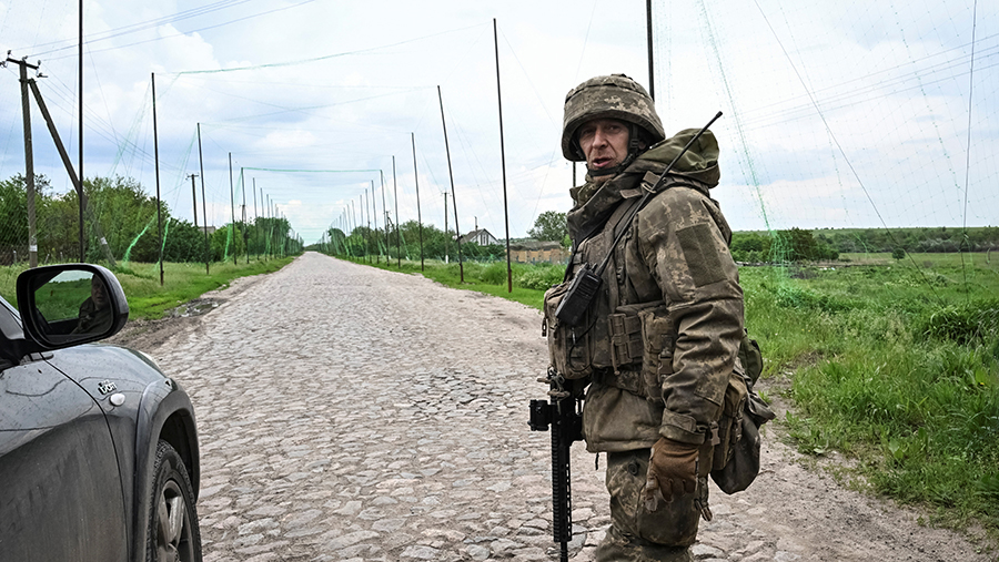 
                    Заблудившиеся боевики ВСУ добирались до позиций под Добропольем четыре дня

        