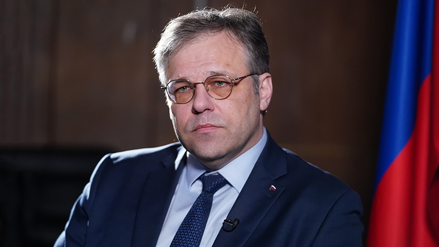 
                    Мирошник указал на манипуляции Украины с числом погибших в конфликте

        