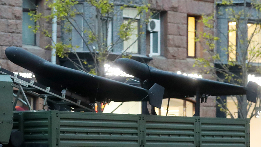 
                    Армия России поразила перевозящие грузы ВСУ суда в порту Николаева

        