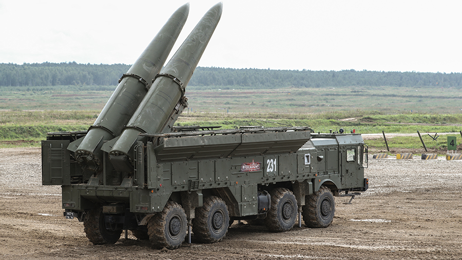 
                    В Минобороны указали на способность вооружений РФ преодолеть любую ПВО Украины

        